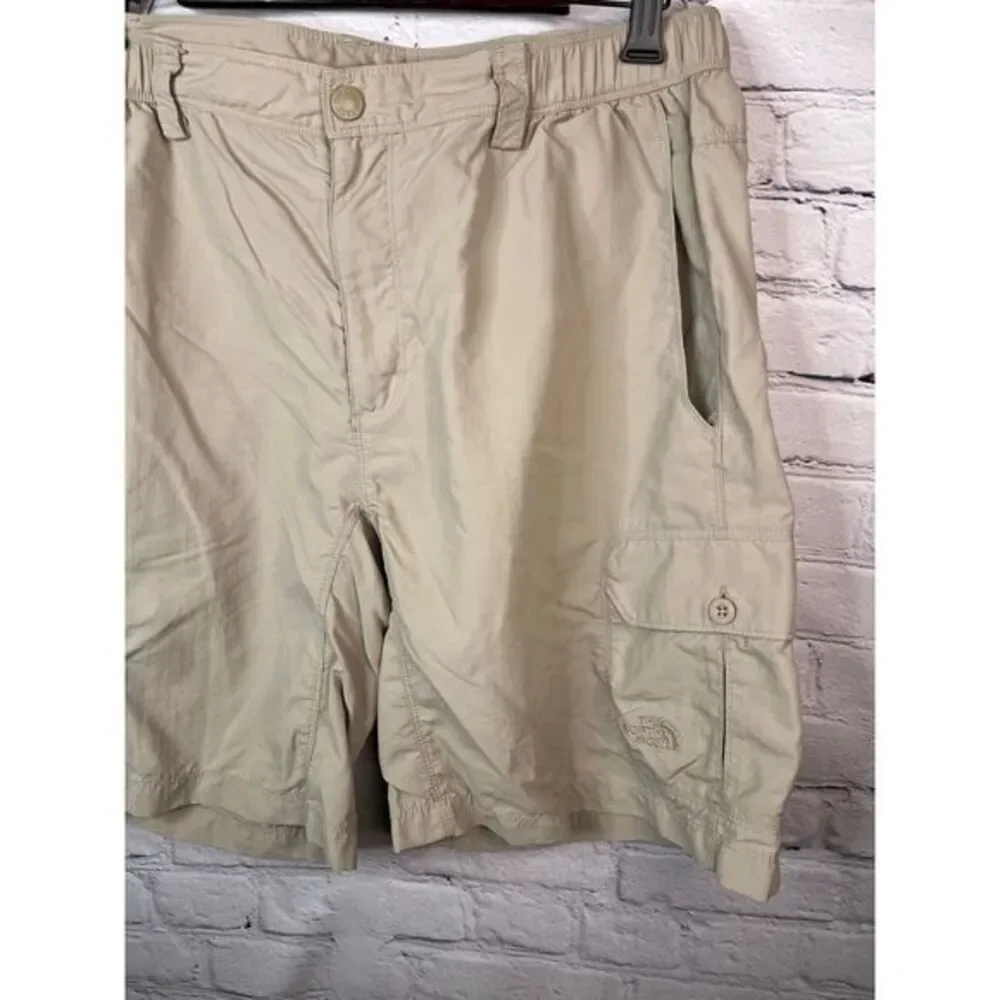 The North Face Khaki Nylon Cargo Hiking Outdoor Shorts‎ 9